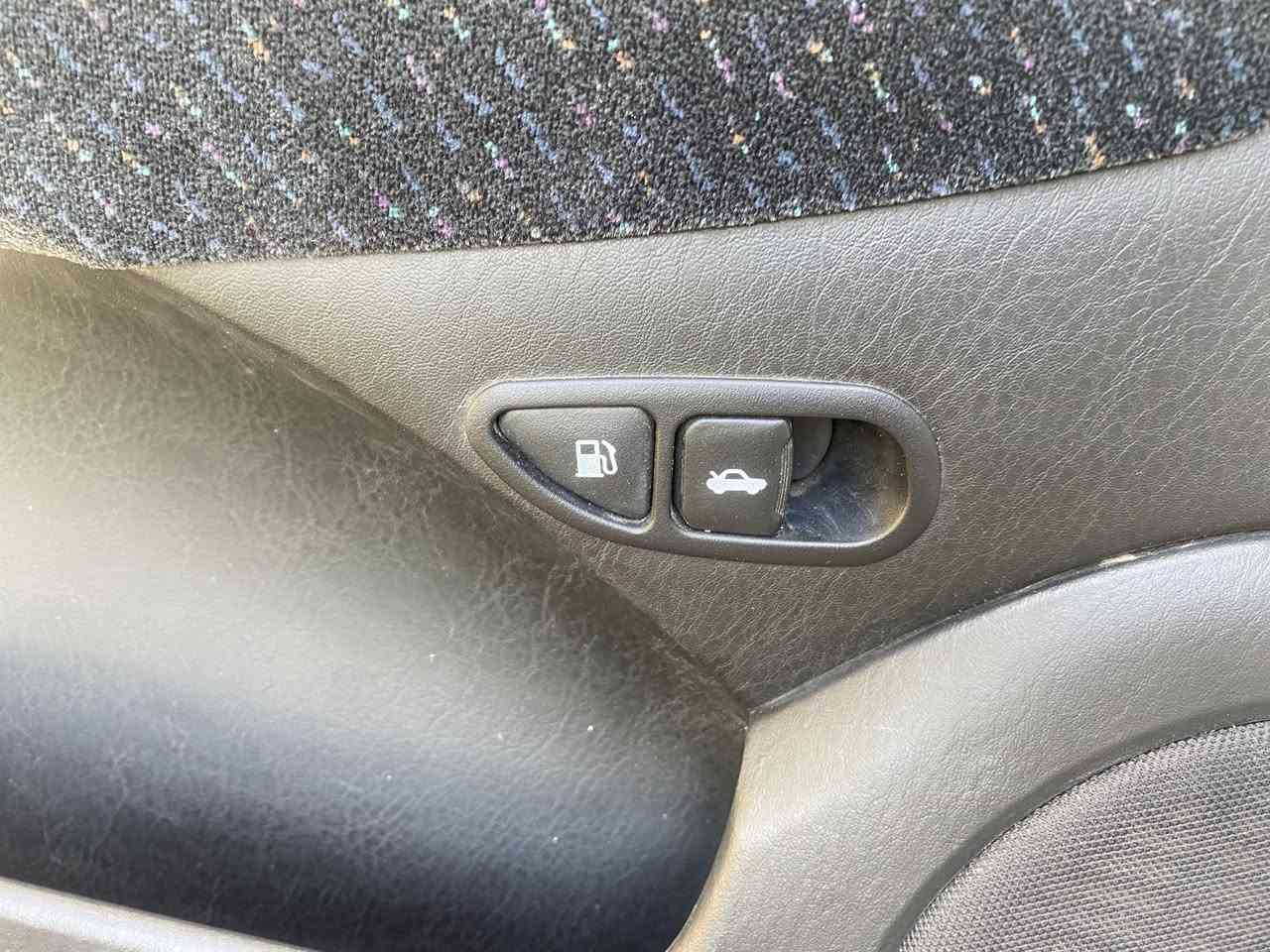 بطاين باب تخم مال سونتا وفود كاملات مقفلات جدد لوك سعر ٦٥ الف مع التوصيل كل محافضات
***********
