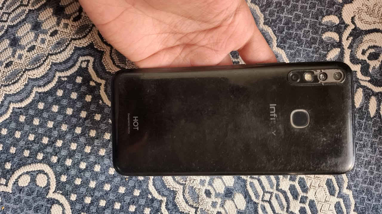 انفينيكس هوت 8
الذاكرة 64 
الرام 4 
الجهاز شغال كامل بدون خلل فقط كامرة خلفية ما واضحة الباقي كلو شغال السعر  ٣٠ شراي راسلني أو اتصل ***********
