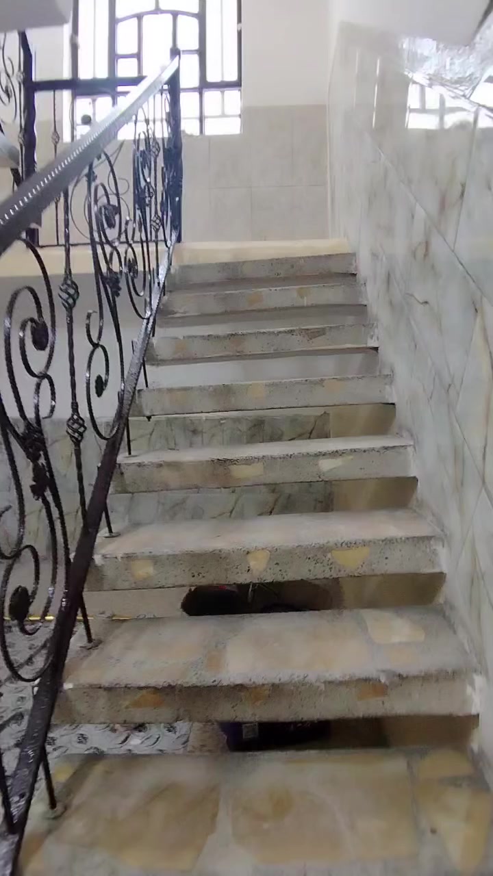 السلام عليكم دار للايجار المساحة 100 متر ام الكبر و الغزلان قرب مدرسة الكرفانات للاستفسار *********** مكتب المنتظر للعقار
استقبل جميع عروضكم من بيع وايجار وشراء وتعقيب كافة المعاملات عنوان المكتب ام الكبر و الغزلان قرب مركز شرطة ام الكبر مجاور موبايلات أحمدفيو
