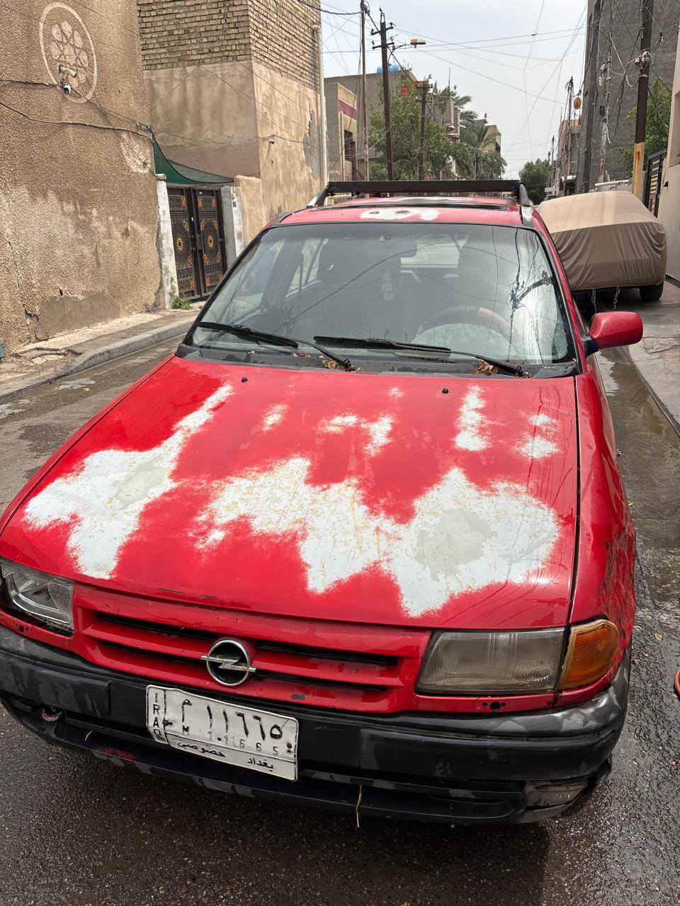 اوبل استرا موديل ٩٣ خليجي محرك ٢٠ كير اوتو تبريد اصل بس عاطل السيارة بدون صبغ مكان السيارة بغداد السعر ٣٢ بية مجال الاتصال ***********
