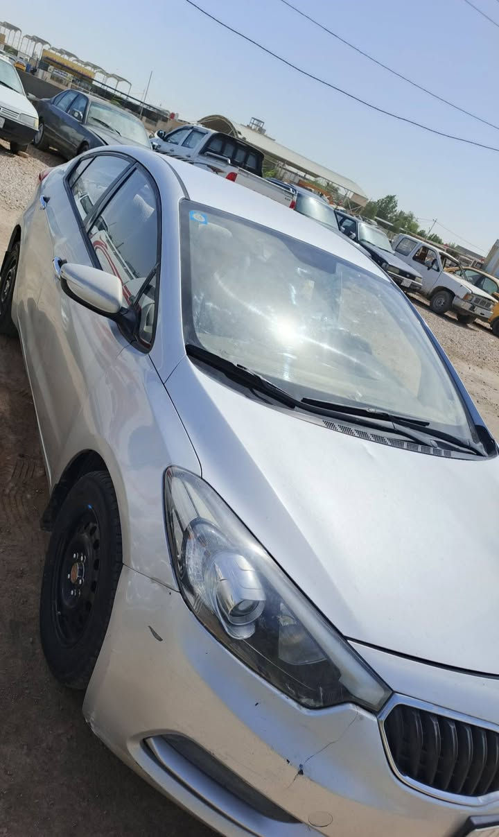 السلام عليكم لبيع مديل ١٦ هاتف📞 ***********
