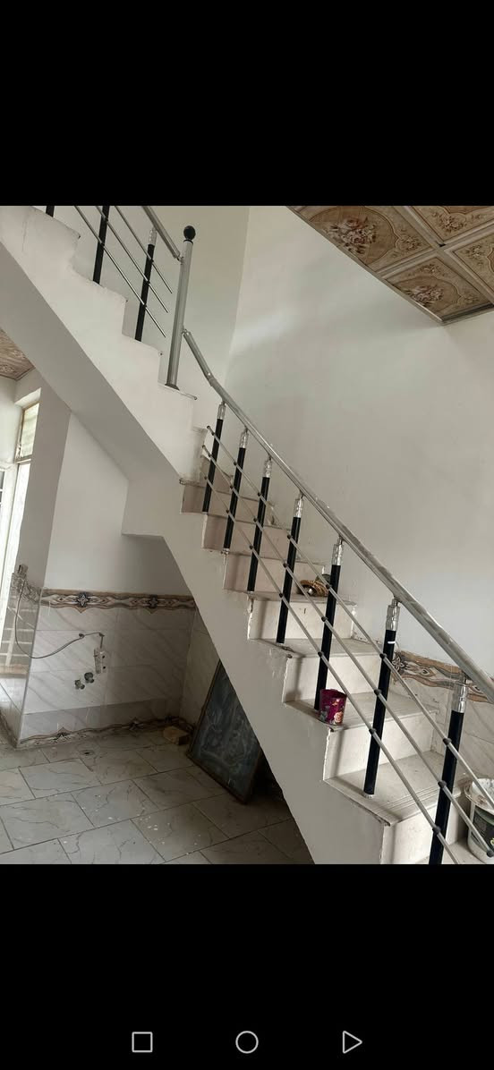 بيت للايجار ٥٠م بيت جديد ونظيف وقريب ع شارع العام والسوق 
مقابيل قرية الغدير عامود 280 شارع المطحنة 
واتساب
***********
اتصال
***********
