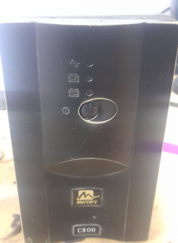 السلام عليكم ورحمة الله
يوبي اس للبــيـع c800 
شغال كامل مكمل بي نقطتين 
بطاريه جديده قبل شهر شديتها
بي فيوز حمايه 
السعر 30 قفل ربع مينزل
مكاني بغداد الطارميه


**إذا كنت صاحب هذا الإعلان وتريد حذفه لأي سبب، رجاءا أرسل رسالة إلى الدعم الفني**