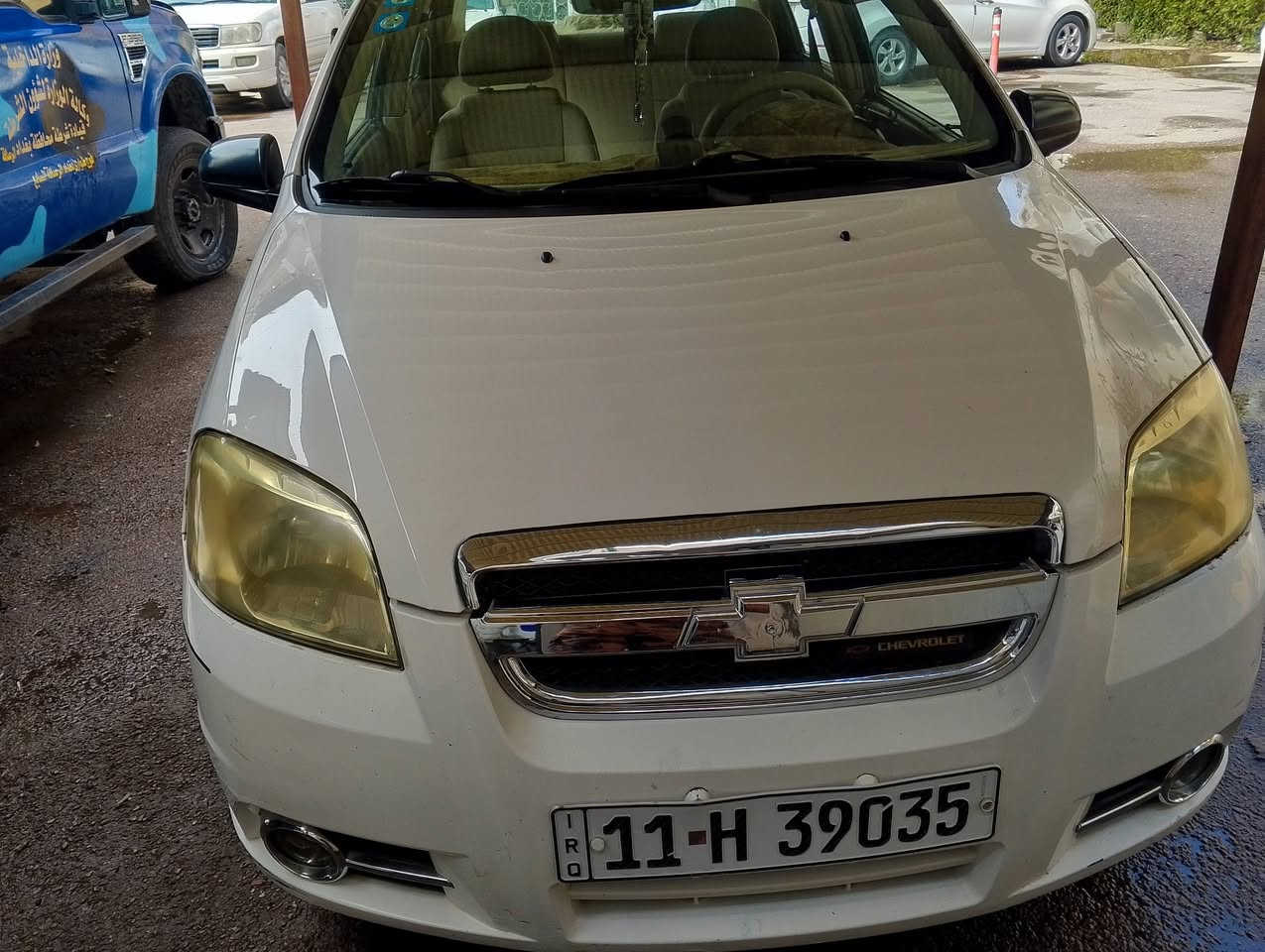 سلام عليكم
افيو خليجي 2010
سيارة بالادية باسمي كير اوتو 
تدفئة تبريد تخم تاير جديد باتري جديد 
كهربائيات كلهة شغالة صدر كامل امامي خلفي 
داخلة هزة باسمي لايوجد غرامات مصفرة
فقط ضرر باب الصدر طخة خفيفة يرجع على بارد 
السعر 75 ورقة مكان الاسيارة بغداد 
رقم الهاتف ***********
