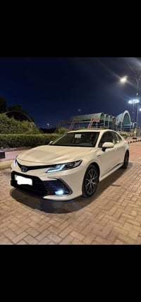 كامري هايبرد • ٢٠٢٤ • ٩٠٠٠ كم