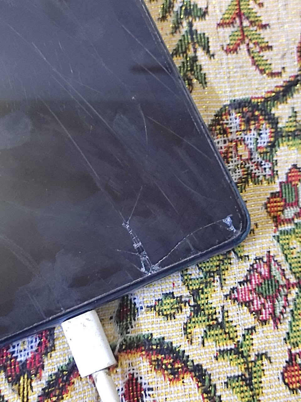 ايباد هونرx8ذكره32رام3بصمه وجهه يدعم سيمكارت كله بلادي بوبجي40فريم بس هذا فطر بشاشه كدامك ومامثر علمس ابد السعر75وبي مجال قليل مكاني كركوك حي العسكري ويرهم مروسه ويا انفنكس هوت30


**إذا كنت صاحب هذا الإعلان وتريد حذفه لأي سبب، رجاءا أرسل رسالة إلى الدعم الفني**