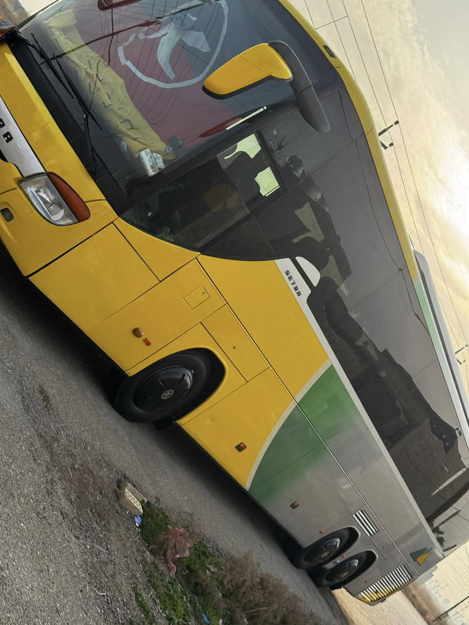 سلام عليكم 
باص جيتي مديل ٢٠١١ اصل 
رقم شمالي اصلي ١١ 
مكينه ٦ حديث 
كير دكمه 
تبريد زعانف بل كارتون 
٦ وياله فاتح 
ادامه هواء كامله   حداديه جديد 
ادامه كامله 
سياره جاهزه من كلشي 
الشراي يتصل فقط يجي يشوف بعينه واني حاضر 
مكانه بغداد الدوره 
رقم                                 ***********

