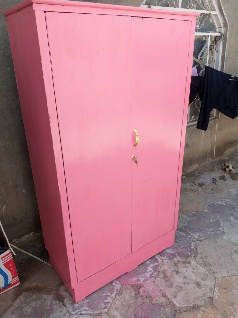 سلام عليكم ميز للبيع نظيف كلش وداخله حصاله وبيه قفل سعر 50 وبي مجال


**إذا كنت صاحب هذا الإعلان وتريد حذفه لأي سبب، رجاءا أرسل رسالة إلى الدعم الفني**