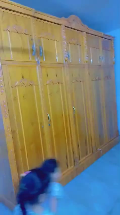 *********** تفصل خشب صاج ٥٠٠ الف
