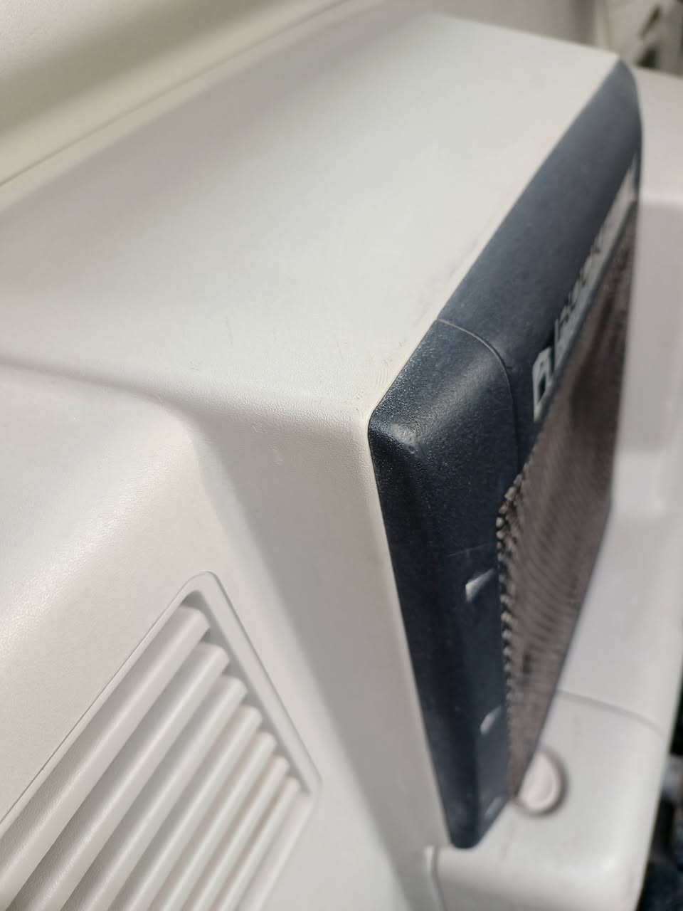 سلاح عليكم للبيع باجيرو موديل 2010 مكفوله كفالة عامه حتى الدعاميات حتى من البارد سياره بوضع الشركه بعدها بجلادات الشركه جديده بمعنى الكلمه كير محرك حداديه وضع شركه سياره حبتور معروفة مواصفات الحبتور دمام محرك 3500 سلايت بلقماره على ايد واحد من الشركه لحد الآن من الدعاميه للدعاميه مكفوله  تراي زيرو بيها رقم بغداد الدولي تحويل مباشر تخم تاير البارحه شاده ماشيه 109 داخلها جديد سياره كلها جديده السعر 145 وبيها مجال مكاني بابل ***********  ***********
