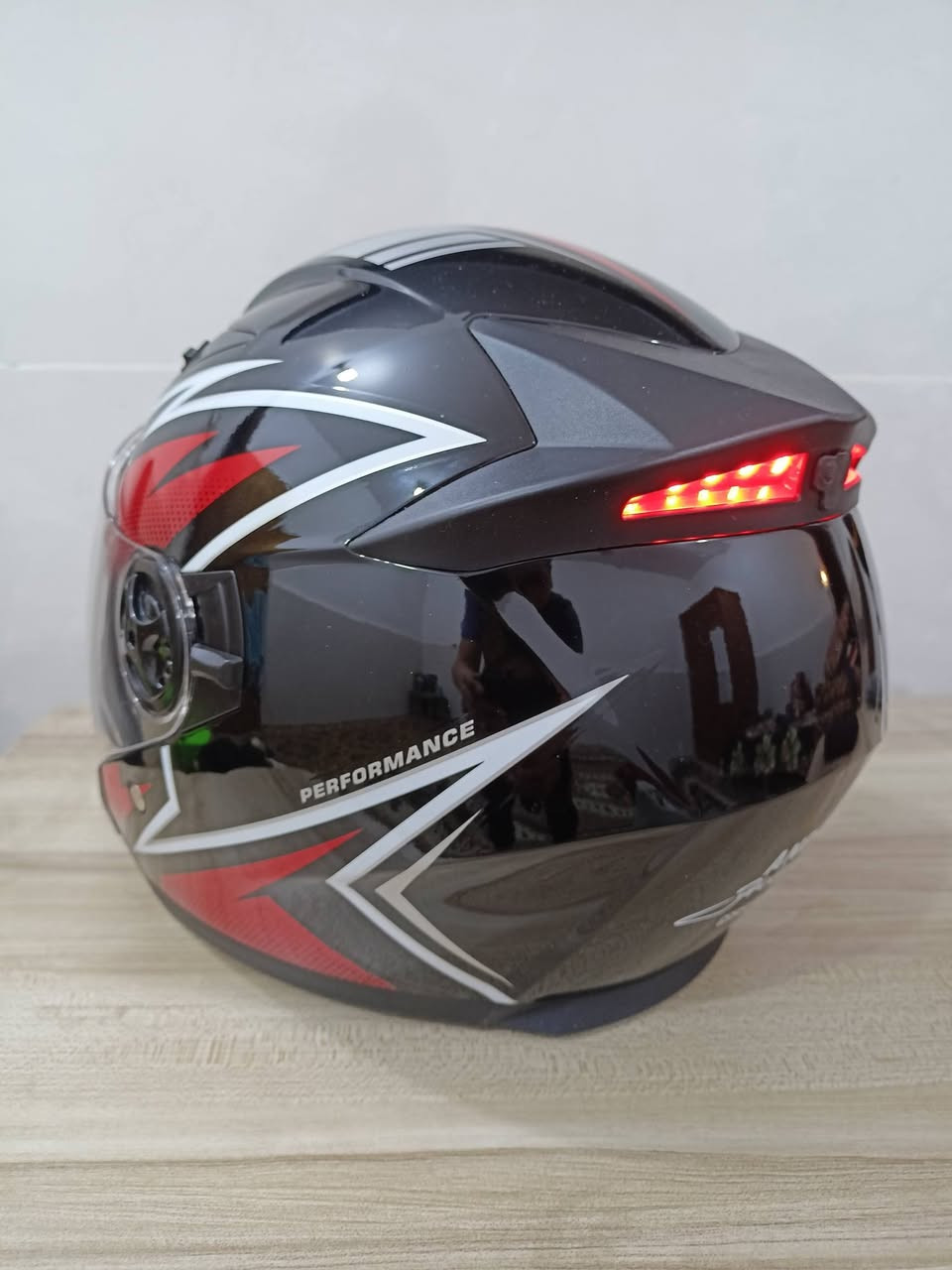 سلام عليكم
خوذة بهذا الشكل وزن ثقيل نوعية ممتازة جديدة غير مستخدمة بيها نضارة داخلية و نشرة تنبيه خلفية شحن 
قياس لارج سعرها 25 الف مكاني بغداد الثعالبة الثانية


**إذا كنت صاحب هذا الإعلان وتريد حذفه لأي سبب، رجاءا أرسل رسالة إلى الدعم الفني**