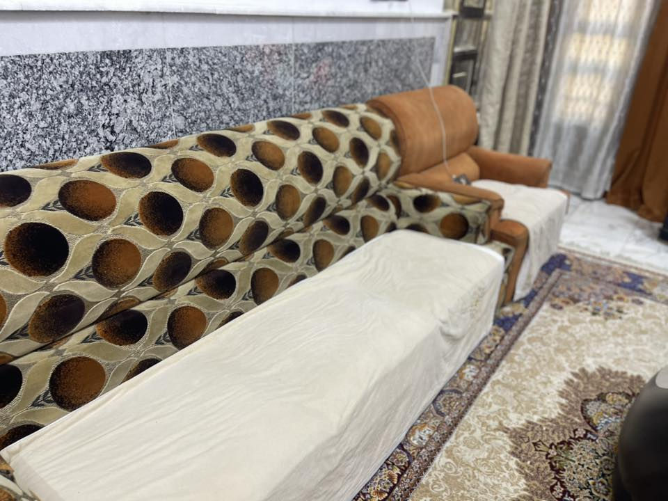 السلام عليكم
عندي تخم 10 مقاعد نظيف وميز تلفزيون للبيع سعرهم 500 الف وبيهن مجال

مركز الحله للتواصل
***********
