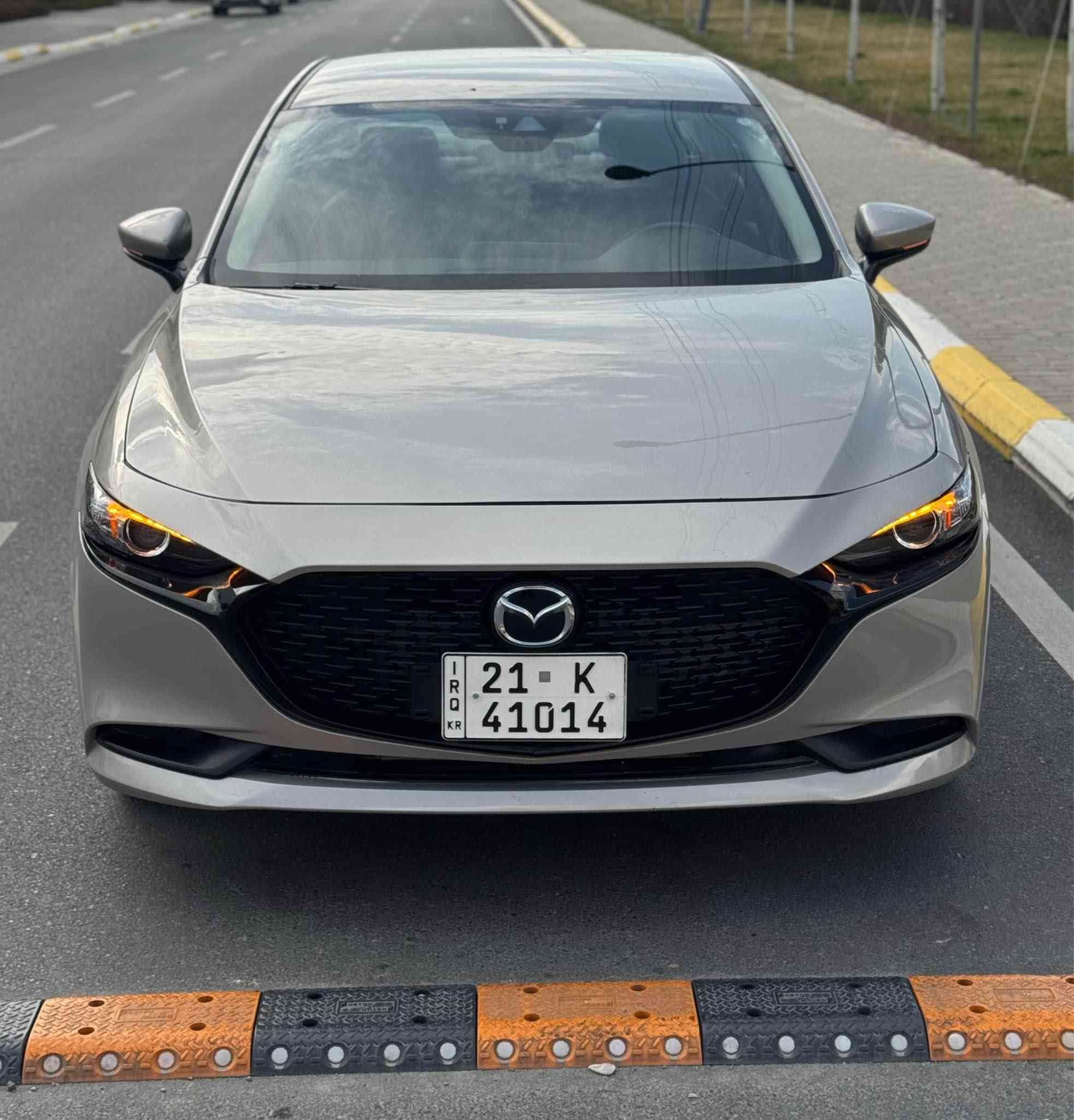 *********** 
‎بێ تۆربۆ بێ دەبڵ ئەکسل
‎ڕادار خەتی جادە بەسمە تەحدید سورعە برێک بەسمە
‎کامێرا حاسە کوشن جلد لایت و لید زینۆن ئەوتۆ هۆڵد
‎بۆنیت و سنوق بۆیاخە پەلەیەک ساردی هەیە بێ ناوگرتن
‎ڕەقەمو سەنەوی و هەزەی تازەیە
‎ژمارەی شانسی👇
3MZBPABM3PM361270
‎گەلاو معامەلەیەکی زۆر کەم ۱۳٤ 
٠۷۷۱۲٦٦۲٠٠۱ السليمانية, العراق
