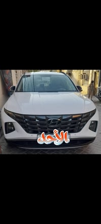 توسان ٢٠٢٣ خليجي ماشيه ٣٤ الف السياره على وضعية الشركه بيهه بارد اصبعي...