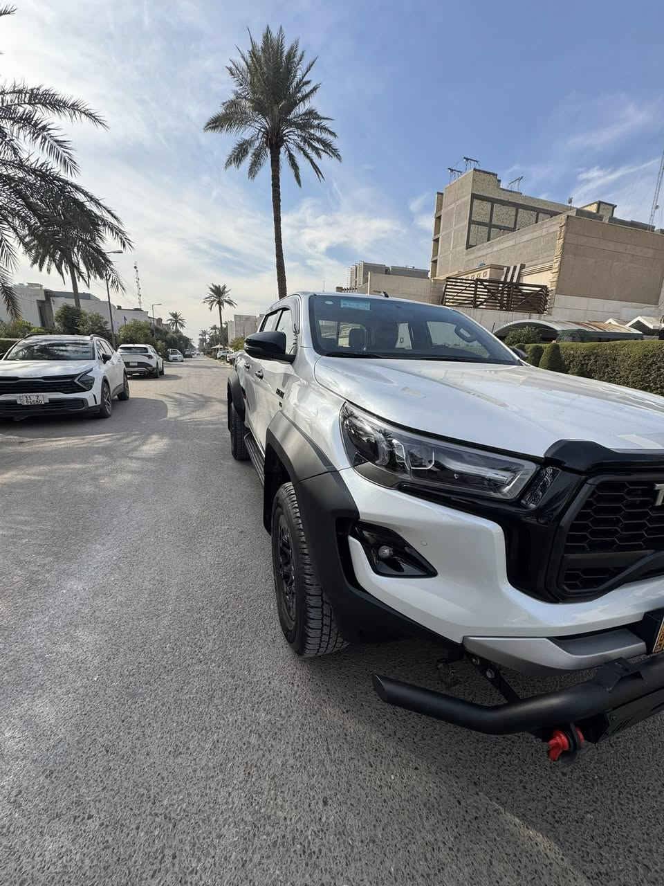 السلام عليكم 

تويوتا GR فور ويل مديل 2025 

وكالة ساز فول مواصفات

كفالة عامة

ماشية 4 الف ( زيرو )

مكان/ بغداد زيونة

الأستفسار / ***********
