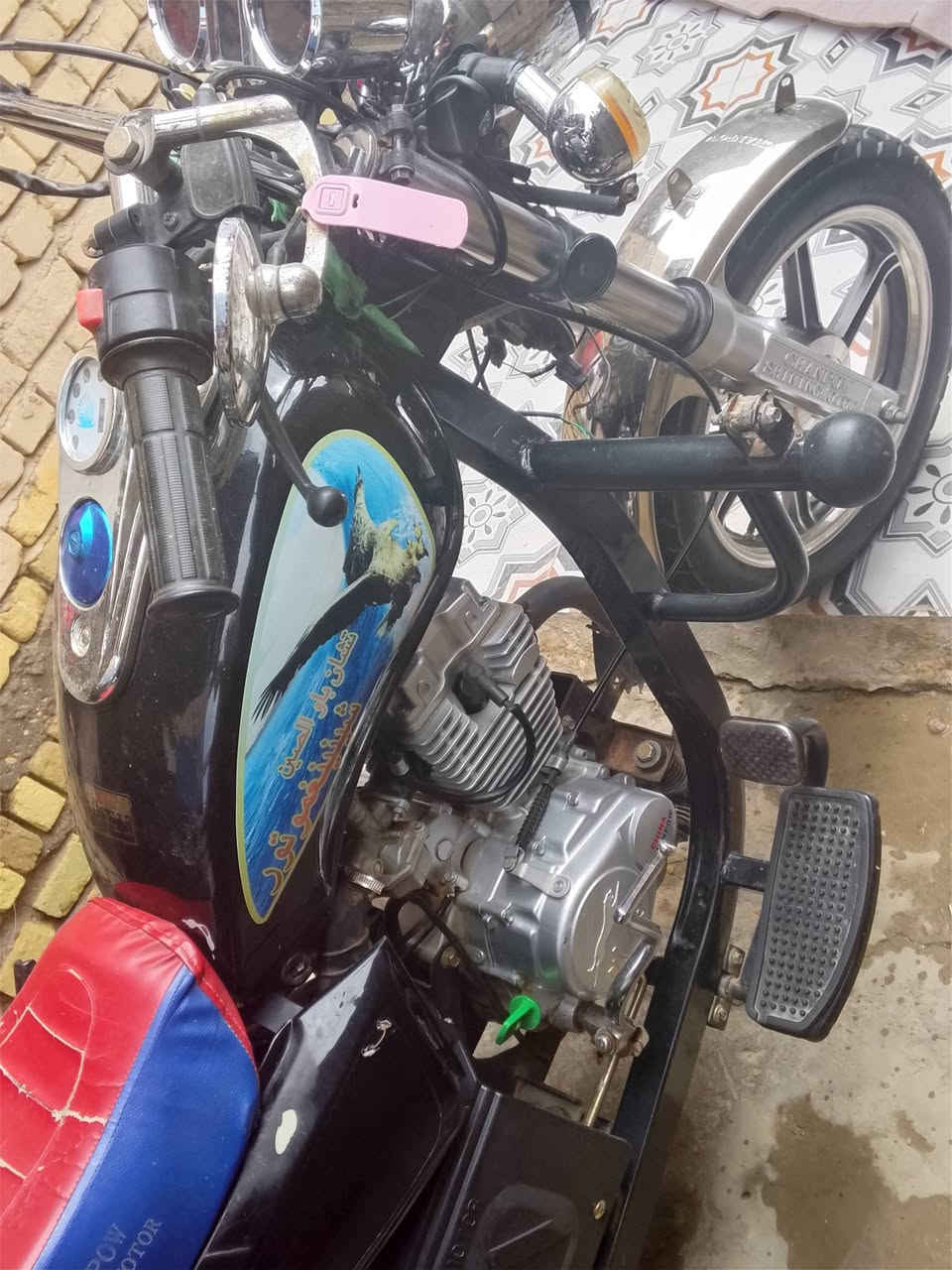 ٢٣اوراق  دراجه. مضمومه بيه ملاحضات بسيطا. لا خياس ولا زنجار شوفت عيونكم محرك ٤برقي كفاله. البكان الرفاعي.   الخاص مغلق
تصال فقط ***********
