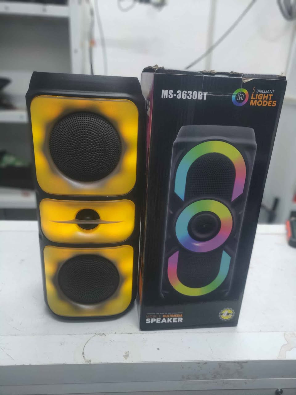 مجموعة DJ  عدد 4 قطع اثنان جديدة واثنان بحالة جيدة جدا السعر والمواصلات كل جهاز بسعر خاص
لمعرفة الأسعار ارسال صورة لجهاز للحصول على السعر والمواصفات 
المراسلة على الخاص
 او الاتصال الرقم 
***********
يتوفر توصيل كركوك, العراق
