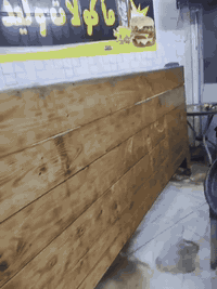 سلام عليكم غراض مطعم للبيع بوجة ساحبه وميز ثنينهم ديكور خشب وثنينهم نفس القياس مترتين ونص شغل درجه اولى ٣٥٠ الف اتصال ع رقم ***********
