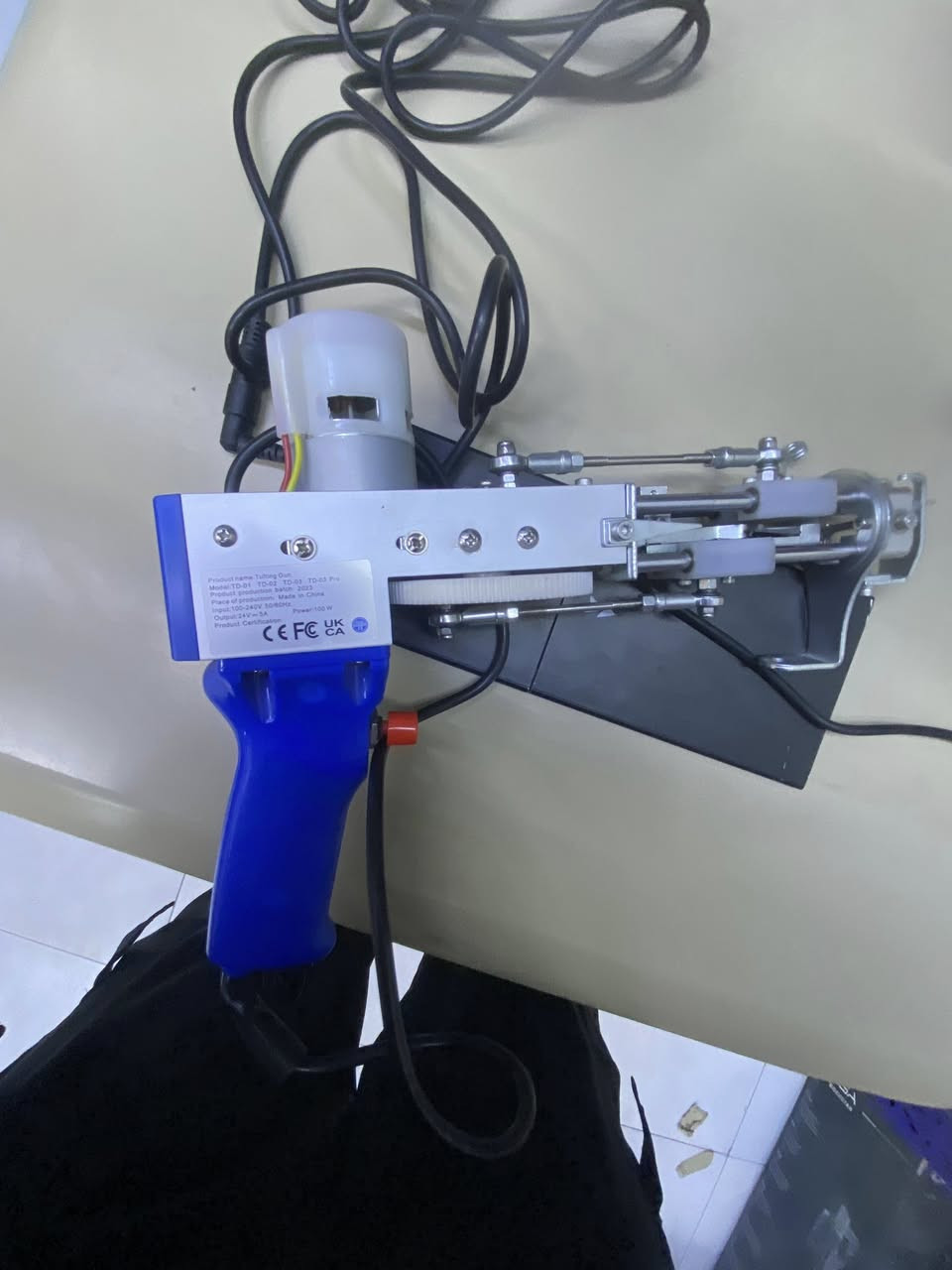 مكينة حياكة 🧶 للاستفسار والطلب يرجى إرسال او الاتصال على الرقم ***********
