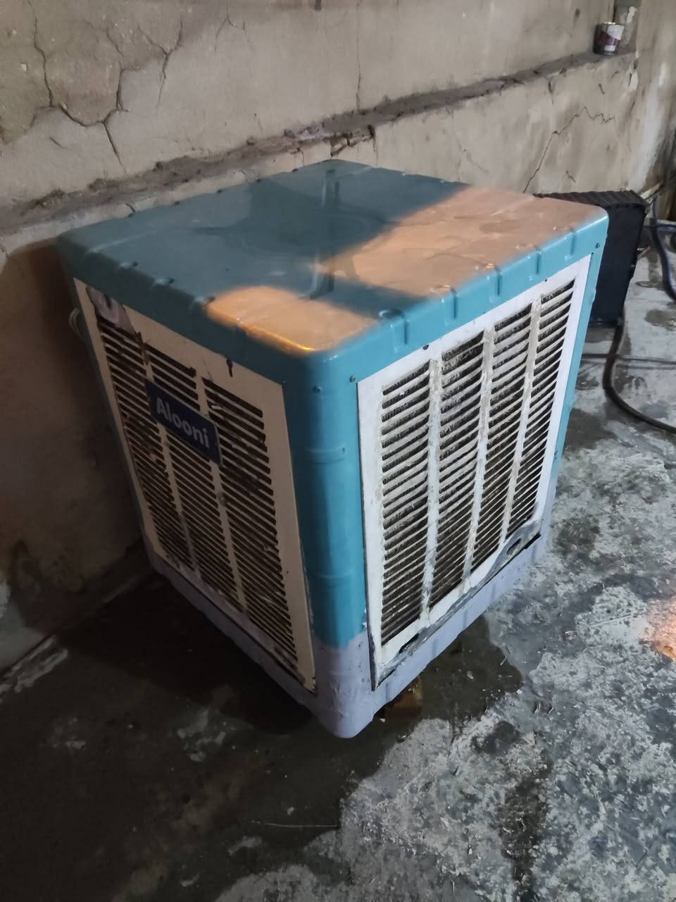 مبردة حجم ثنين ونص موطور أصلي سرعتين إيرانية سعره 60 ألف وبيه مجال
عنوانه فلوجة حي الجمهوريه 
***********
***********
