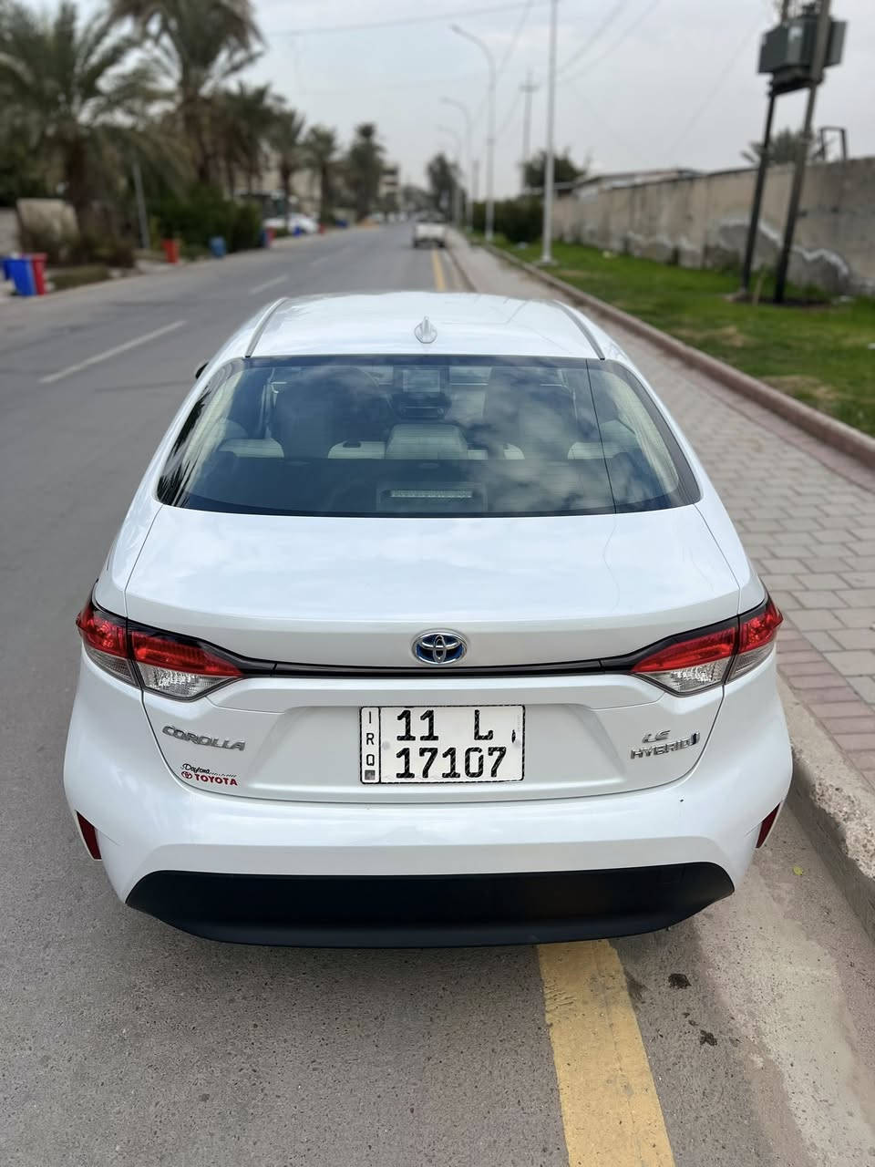 تويوتا كولا هايبرد 2024 LE
وارد امريكي مواصفات LE
-العداد 22.700 ميل
-رادار امامي
-تحكم ستيرن
-هاند بريك بصمه
-مثبت سرعه
وباقي المواصفات المعروفة
✅حادثها تبديل بنيد وجاملغات وصور الحادث موضحه بالمنشور
رقم الشاصي : JTDBCMFE7R3048438
رقم بغداد الجديد بأسمي
مكان السيارة بغداد _ العامرية
السعر المطلوب : 157 وبيها مجال
                تفاصيل اكثر الاتصال : ***********
