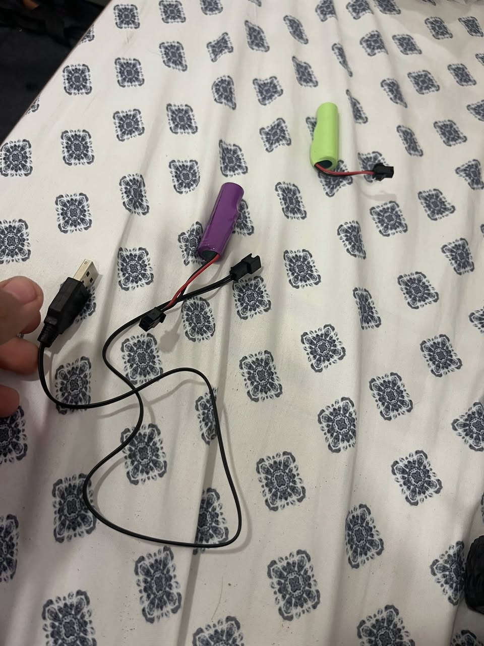 TD12 PRO  عليها شوية تراب لان نسيت عندي درون تصويرها يخبل مواصفات تجنن ما اعرف بيش اخذتها اللي تفيده يحط سعر   

 للعلم الدرون مستعملة بيها كسر بالكفر الخارجي 

وعندي سيارة حلوة صغيرة تشد عليها كامرة ودووس اعلى سعر ابيعهن ما اعرف سعرهن


**إذا كنت صاحب هذا الإعلان وتريد حذفه لأي سبب، رجاءا أرسل رسالة إلى الدعم الفني**