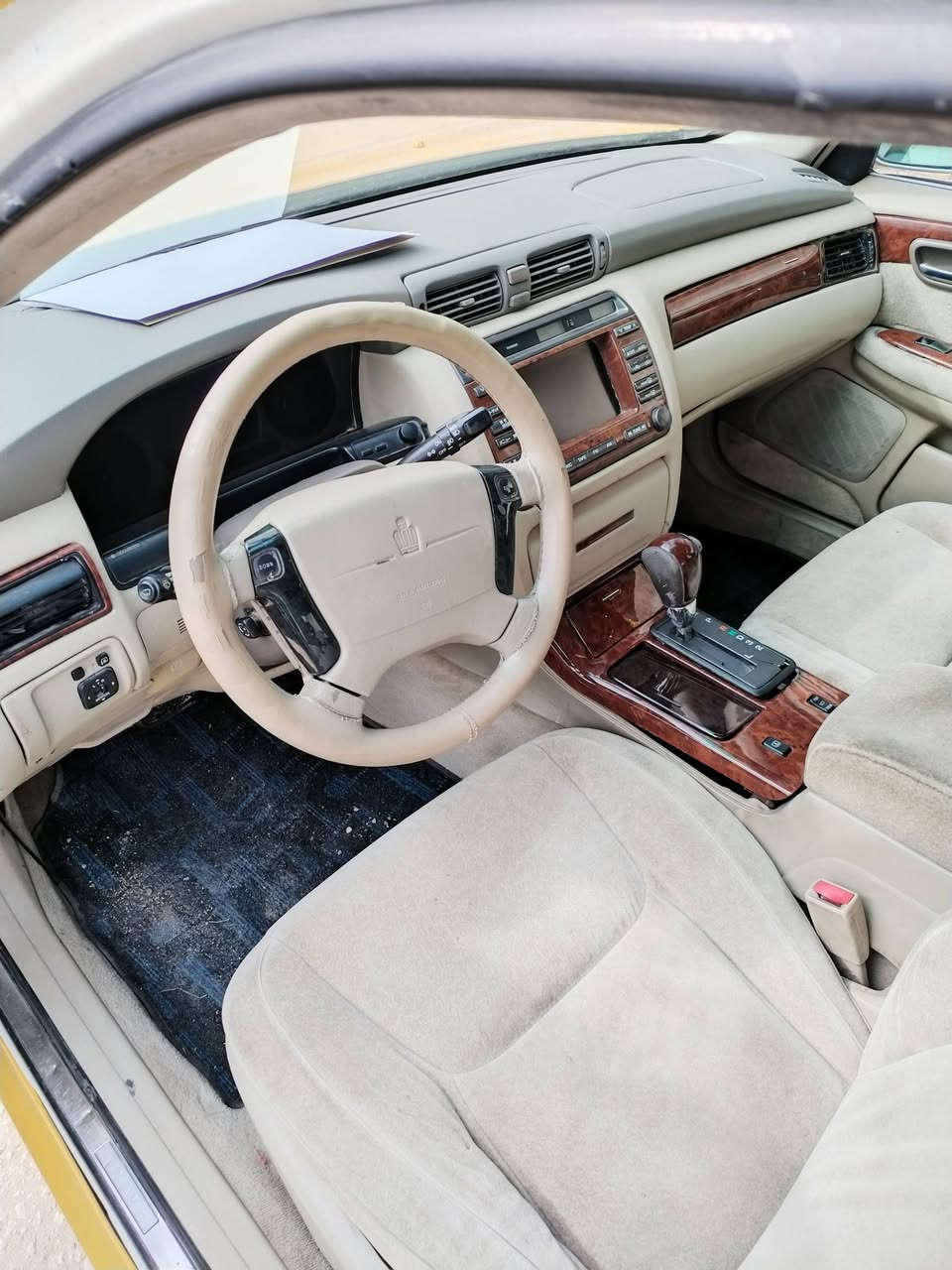 سلام عليكم. ملكه للبيع او مراوس موديل 2005 كصتين سعر 35 وبيه مجال رقم بغداد بيه حجز مرور قرار 48 سياره معمره جديده حداديه واماميه وخلفيه ومكينه جديده وكاله ام باركوت العنوان النجف 
***********
