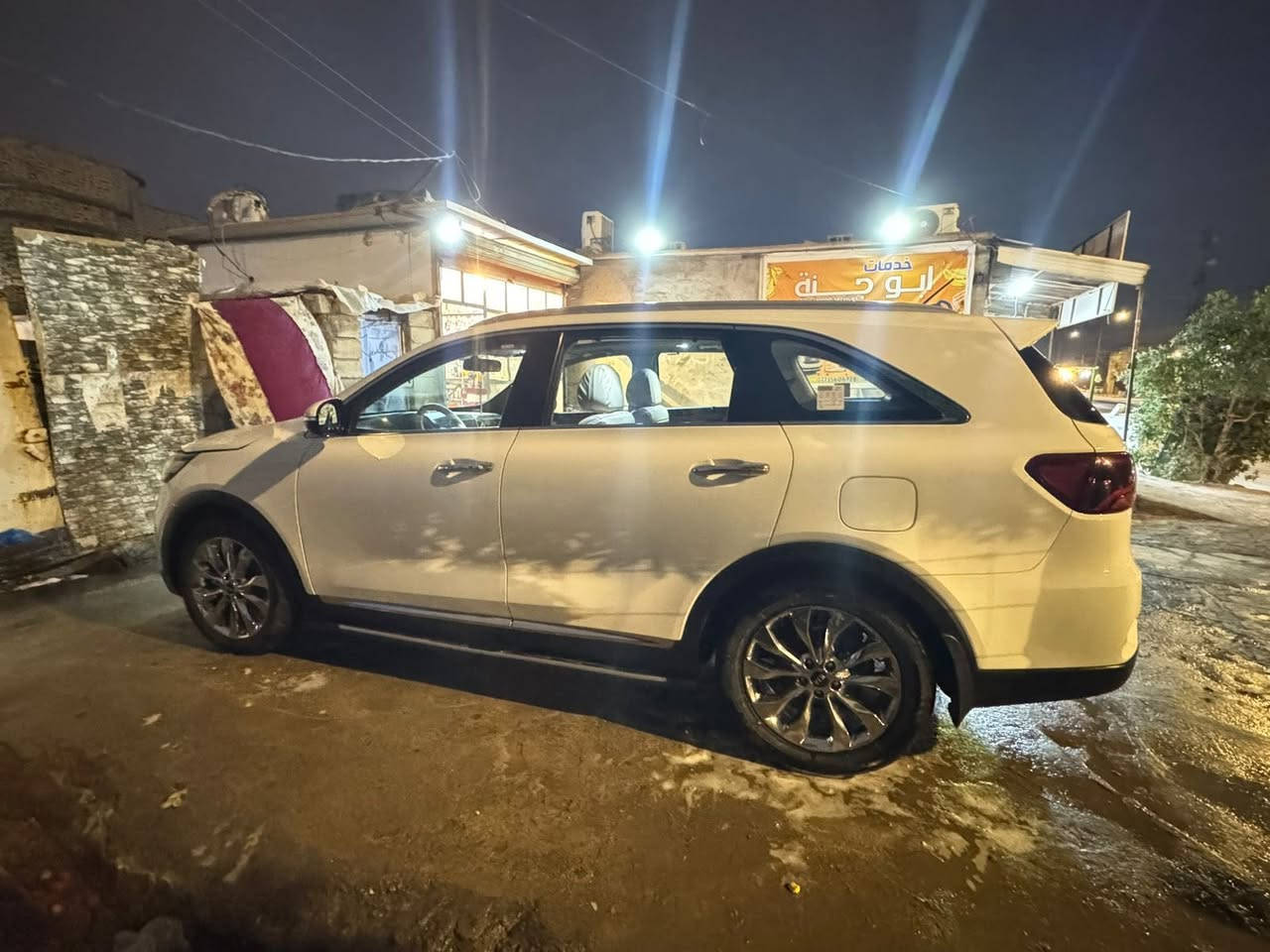 السلام عليكم سورنتو مديل 2020 سته سلندر خليجي فول مواصفات للاخير رقم بغداد الدولي الجديد مشرو وطني تحويل بي محافظه مكان السياره بصره السياره بسمي مداور ثاني يوم السياره كفاله اربع اصابع فقط بل جاملغ الامامي الايسر يم الايك ول باقي كله كفاله 7 راكب كير مكينه حداديه خير من الله السعر (280) وبيهه مجال بخدمت الشراي 
الرقم (***********)
