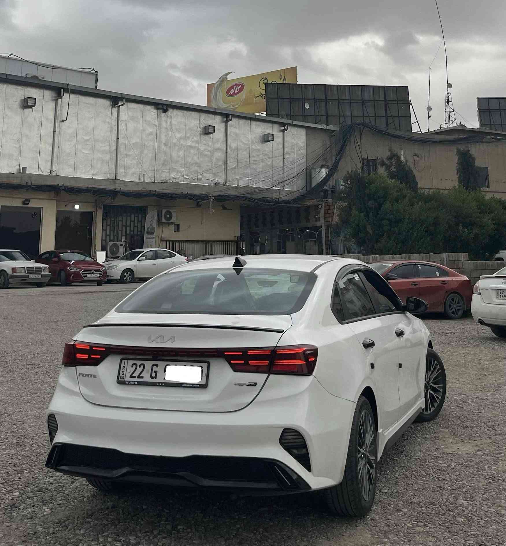 كيا فورتي  GT-Line 2022
سلام عليكم
سيارة موديل 2022

لون ابيض 

مرقم اربيل وكامل تحويل ثاني يوم

ماشيه  56 ميل

صور الحادث بلمنشور

حادث سطحي بنيد وجاملغ خلفي

بدون دواخل وبدون ارباك بشرط

سعر مناسب🔥

فول مواصفات عده الفتحه

شاشة كبيرة ابل كار 

تحديد مسار 

بصمة تشغيل 

بصمة ابواب

اشارة ترحيب

تشغيل عن بعد

اشاير بالمري

توقف ذاتي

رادارات 360 درجة

صندوق ذكي يفتح عند الاقتراب

لد امامي خلفي

محرك 2000 دوش 

مابيها اي نقص السيارة 

العنوان موصل

الهاتف : ***********

او 

واتساب : ***********
