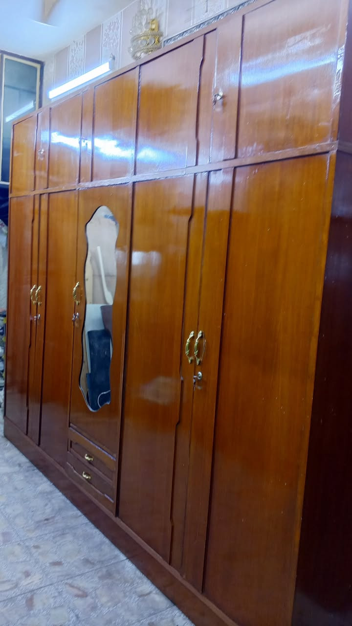 السلام عليكم
كنتور 5 ملحق صاج نظيف سعر ٣٢٥ بي مجال 
كنتور ٣ ابواب كلش نظيف سعر ١٩٠ بي مجال 
كنتور تركي بابين نظيف سعر ١٦٠ بي مجال 
مكان بغداد المشتل ***********
