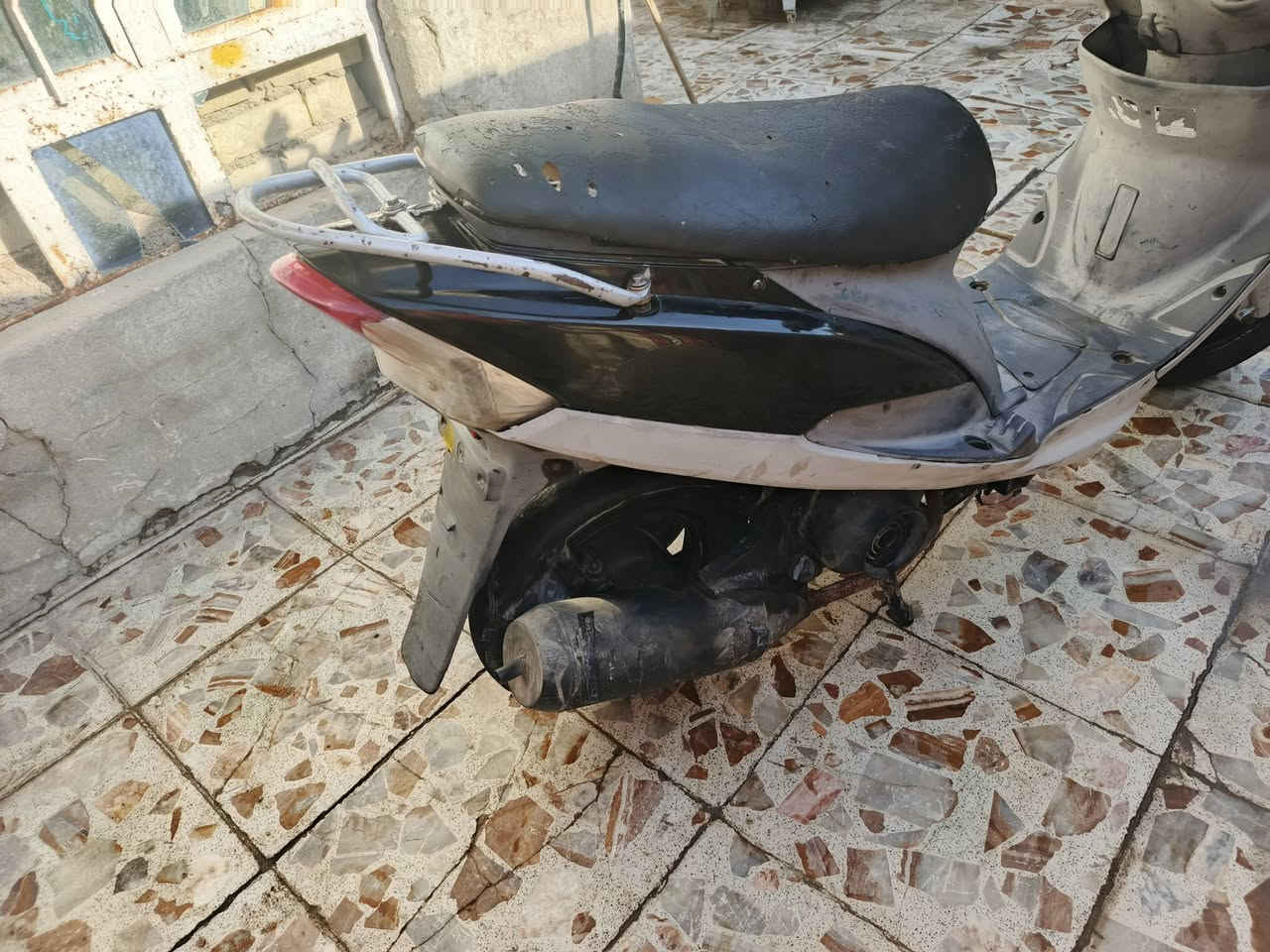 السلام عليكم دراجه منغولي دراجه مجفته دراجه سلفندر كهربائياته شغاله مكاني بغداد الامين الثاني رقم***********
