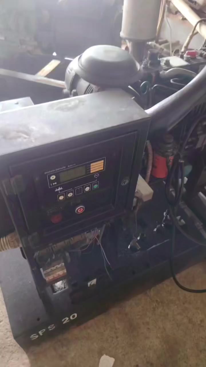 @إشارة مولد ينمر ياباني طبك بلاد ٢٦ كيفي وضع شركه
تشغيل اوتماتك عل وطنيه وارد بريطاني الأصلي
تواصل معنا
***********
*********** وتساب
