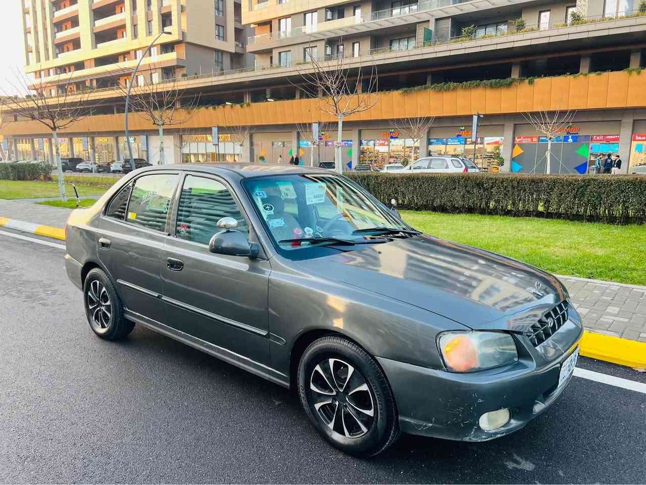 سەرەتا بەناوی خوا ماشاللە لەماڵی هەموو لایەک 
 بوو فروشتن هونداي ئه كسئينت
مووديل 2002 ئارم بلاستيكه به شه رتي ئارموو ئه وه لياتت مووسوو براوه ش به شه رت
گير ئؤتؤماتيك به شه رتي گيرو مه كينه هه لمي نيه 
كاره باهي هه موو گيانيي ئيش ده كاتت قفل مه ركه زيه كامل گيچه كاني ئيش دكات سيدي وگه رمي شتي مزبوتتت 
سه ياره كي تا بليت توندوو توله ماليي دوسته چركه ي تيا نيه 
تاقمم تايه و ويلي سپورتي له ژيردايه 
 سياره كه روبه رو جوانتره 
نرخ ((((37گه لامعامه له يكي برايانه )))
***********
*********** السليمانية, العراق
