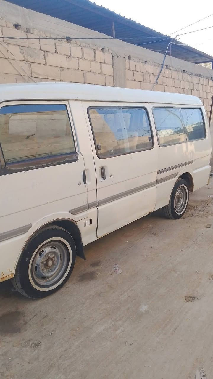 السلام عليكم سياره للبيع سنويه 27 رقم بغداد السعر 35وبيها مجال 
العنوان ناصرية السكان صناعي ***********
