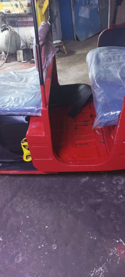 سلام عليكم تكتك مديل 2019 وجبة أوله
بيه دوس معمرة بس
 سعر 3500
 رقم ***********
