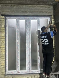 PVC والألمنيوم • عزل حراري وصوتي • تصاميم عصرية