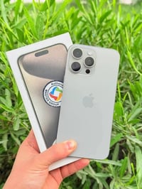 ايفون 15 برو ماكس • ٢٥٦ • بطاريه ٨٥