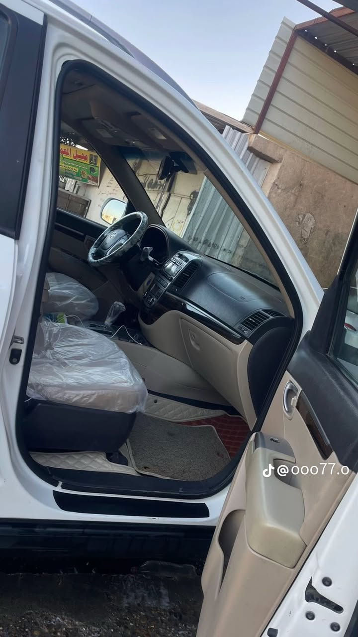 السلام عليكم سنتافي 2011 مكينه 6v سلندر فول موصفات واحد ع واحد تخم تاير صدر امامي خلفي كير مكينه خير من الله تبريد ثلج  رقم بغداد ***********
