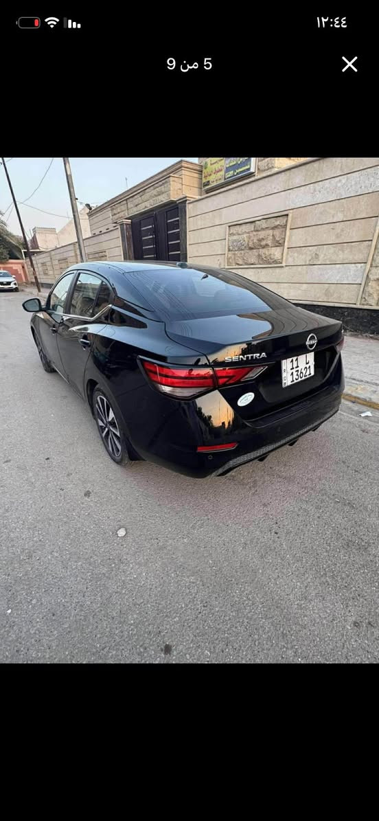 نيسان سنترا للبيع
موديل ٢٠٢٤ 
ماشيه 14 الف 
فتحة سقف 
كشنات جلد لون عسلي 
كشن كهرباء 
تدفئة كشنات + ستيرن 
رادار امامي وخلفي + حساسات 
كامرة ٣٦٠ من كل الجوانب 
رقم بغداد بأسمي 
ضرر السيارة تقرير بدون اي مسج تحذير 
شغالة وتمشي من امريكا 
السيارة جديده جدآ بدون اي مصروف السعر 165
للاستفسار *********** 
مكان السيارة ديالى / بعقوبه مكلف
