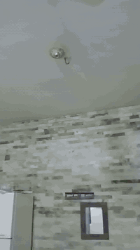 بيت للبيع قطاع 49 قريب عل خدمي بدربونه طابق ونص 5غرف نوم وصاله ومطبخ و...