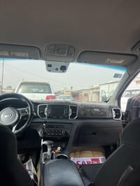 سبورتج ٢٠١٨ مصبوغة عام السيارة للبيع او مراوس السيارة جاهزة اي نقص ماب...