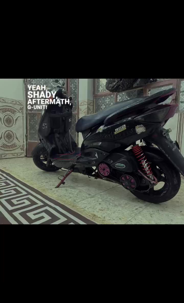 سلام عليكم سكنس نثيه كلهة كامله بس يرادلهة باتري شغاله كل كهربائيات للبيع٣٥٠او مراوس ماكس عدله حسب القناعه الدراجه خير من الله مزوده ٥٨كلجات رياضي بيت عقيل صدر امامي متواجد وات ساب رصيد معلق*********** مكاني بغداد العبيدي
