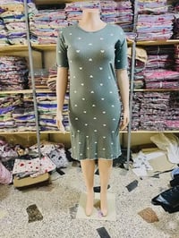 ملابس • للبيع