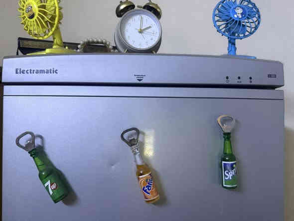 طباخ لبيع سعر مالته بخمسين الف ثلاجة أوروبي بسعر مناسب تلفزيون الحافظ قياس 43 بسعر منا العنوان السيديه الضباط
***********
