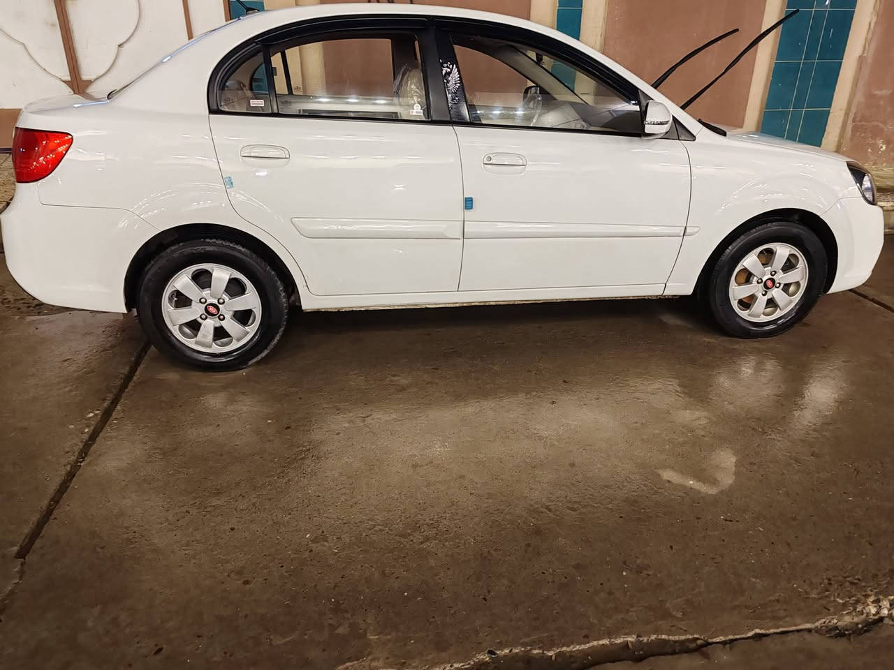 كيا ريو 2014 بدون ضرر هزه جديده
محرك 1400 السعر 110 موبايل 
***********
***********
