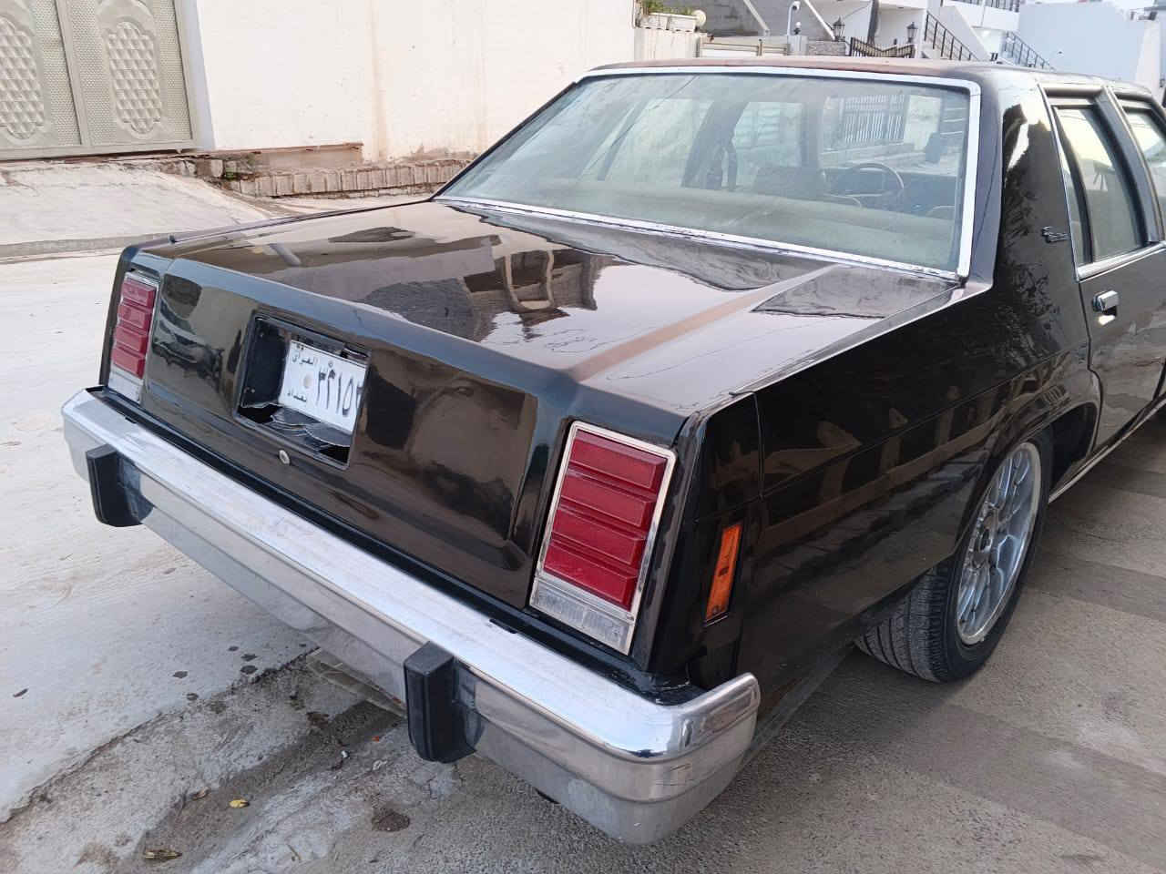 فورت فكتوريا موديل 82 كير محرك لكزز 8 سلندر بس جام امامي مابي رقم بغداد صاحبه متوفي بشرط كير محرك صدر كوله بشرط بدون اي ضربه رقم *********** كركوك, العراق
