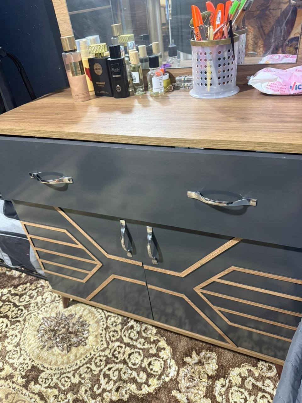 غرفه تركيه ٥قطع جديده السيديه ٣٠٠


**إذا كنت صاحب هذا الإعلان وتريد حذفه لأي سبب، رجاءا أرسل رسالة إلى الدعم الفني**