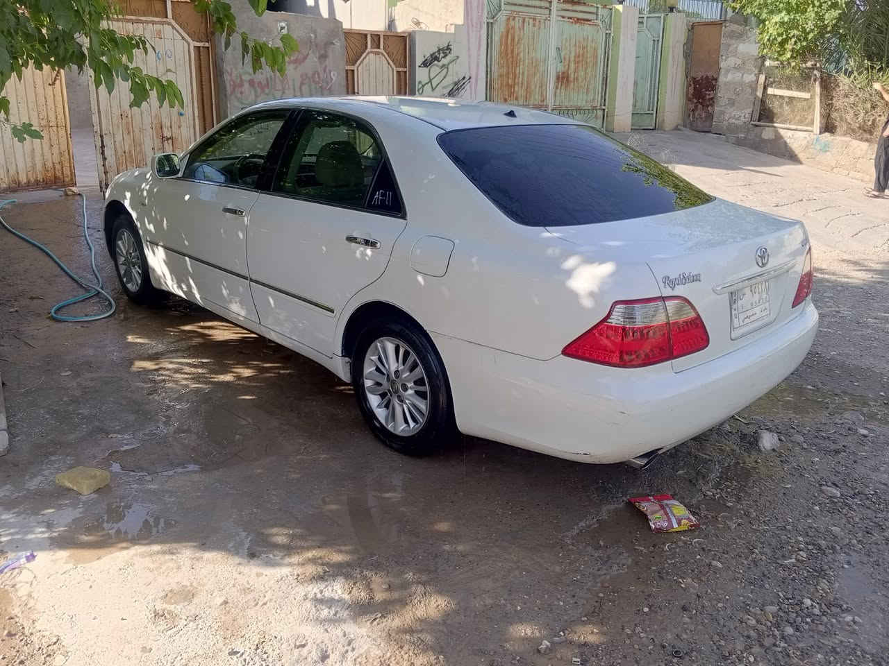 شاهینە ڕۆیاڵ 2006‌بەمانگ بەبێتە 2007 مەکینە 182 ی گێڕ گەورە بەسمە ڕەساسی 60 هەزار km  حەقیقی ڕۆشتوە ،لایت ناوچەی کوێر،شاشەو کامێرا ،لایت زینۆن ،سوکان ڤۆلیۆم ڕادار و کامێرای پیش ،ABS  ڕادار دوو دوگمەی ناو زەرد ،تەبریدی بەستراوە وەکو بەفر ساردە  ،چوار تایەی یابانی لۆک لۆک لەژێرێتی ،سوکان کارەبایی ،مەجموعی سوکان لێکزز ،دوو کوشین دەبڵ کارەبایی ،ئاوێنە شەفت، 5 بەسمە ی حورکراو ،جامەکانی بەسمە بەرز ونزم ئەکات ،ئەشیای کامل ناو سندوقی تیادایە ، چرکەی تیانیە مەکینە و گێڕ و سەقف و قرچ و دەعم و لێدراو هەموی بەشەرتە،چرکەی تیابوو 100 دۆلار ببڕە،بێ بۆیاخ نرخی 50 گەڵا و مەعامەلە لەکەلارم***********
