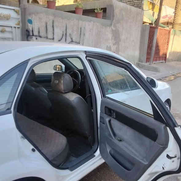 سلام عليكم اوبتر 2011 رقم واسط الجديد بسمي بيها جاملغ مصبوغ وشويه من الباب الصدر وبيها رنكات السعر 75 ما متواجد بالفيس للاستفسار ***********
