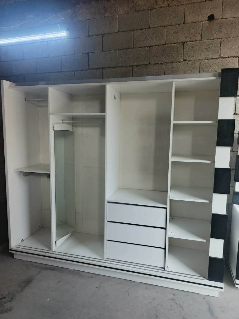 غرفه نوم تركي نظيفه لبيع سعر 450 شاراي يخابررقم *********** كركوك, العراق
